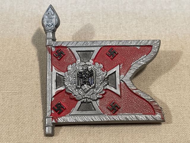 Bunker Militaria Original Wwii German Flag Tinnie Artillerie