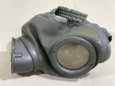 Original Pre-WWII German Soldiers M30 Gas Mask, NICE Size 2