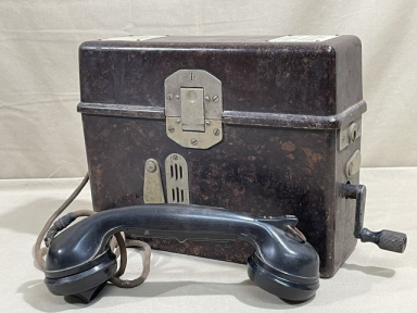 Original WWII German Model 33 Field Phone in Bakelite Case