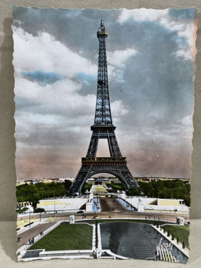 Original WWII Era French Architecture Postcard, Paris en Flanant La Tour Eiffel